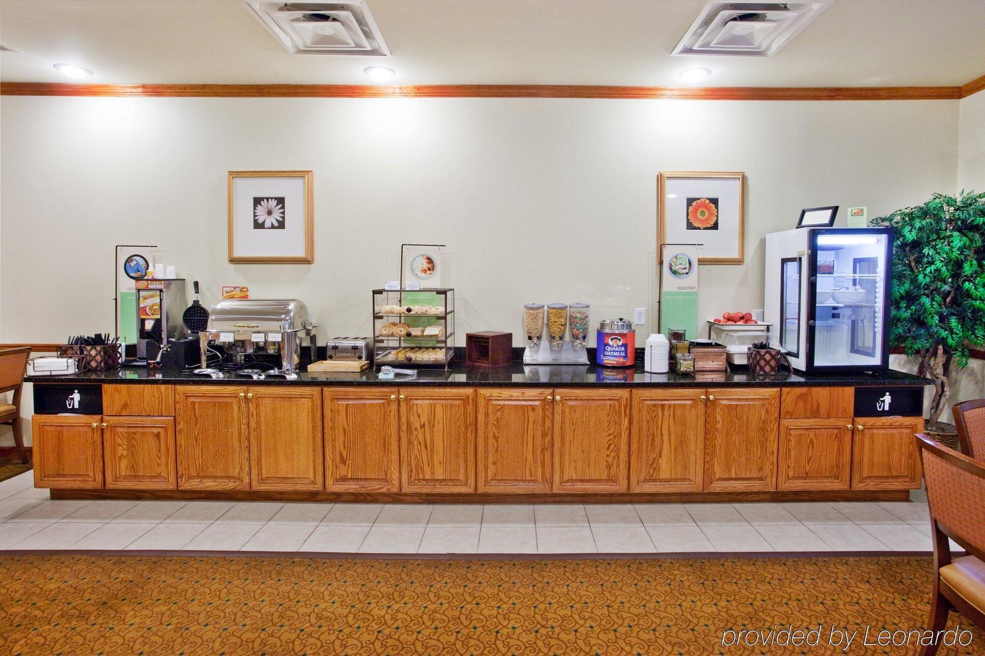Comfort Inn & Suites Fairburn Restaurante foto